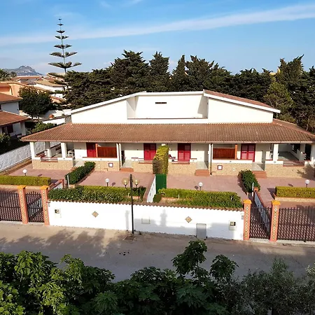 Daire Rosella Sciacca