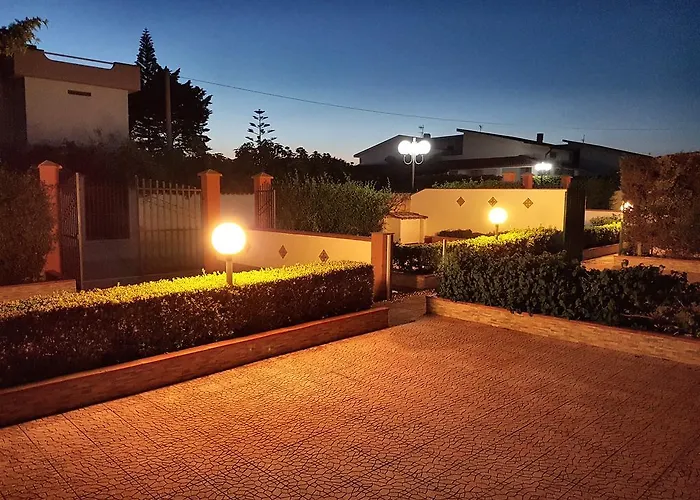 Rosella Daire Sciacca